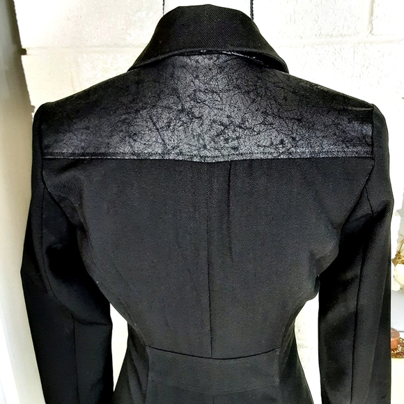 Harry Potter Hot Topic Deadly Hallows Black Button Up Jacket Size XS~No Hood - Picture 8 of 13